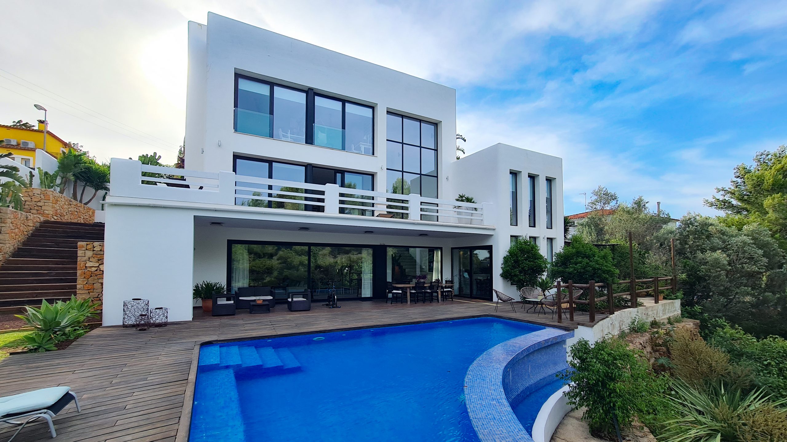 Modern 4 bedroom villa in Denia