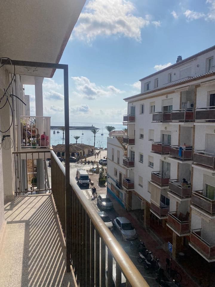 Long term rental 2 bed apartment in the port Javea