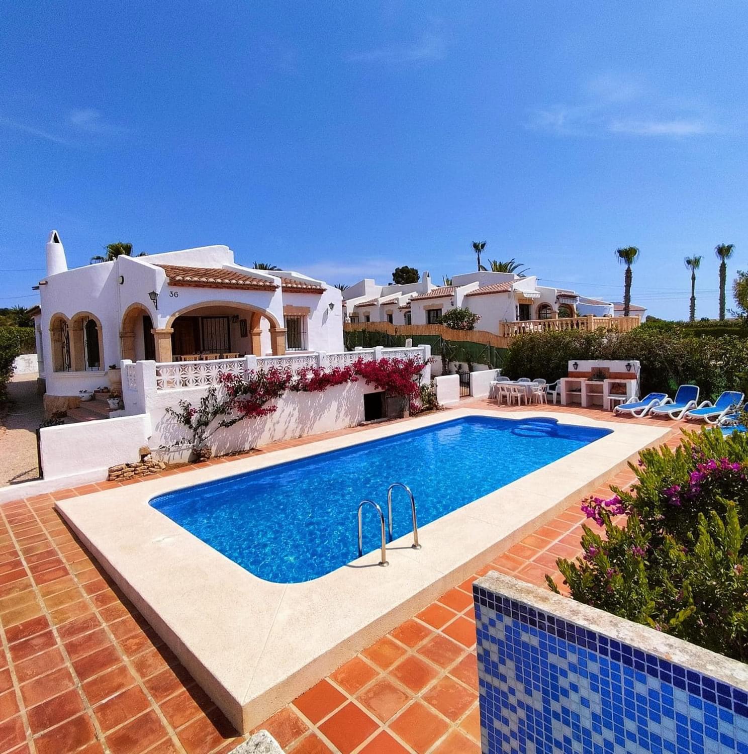 Long term rental in Javea, 4 beds