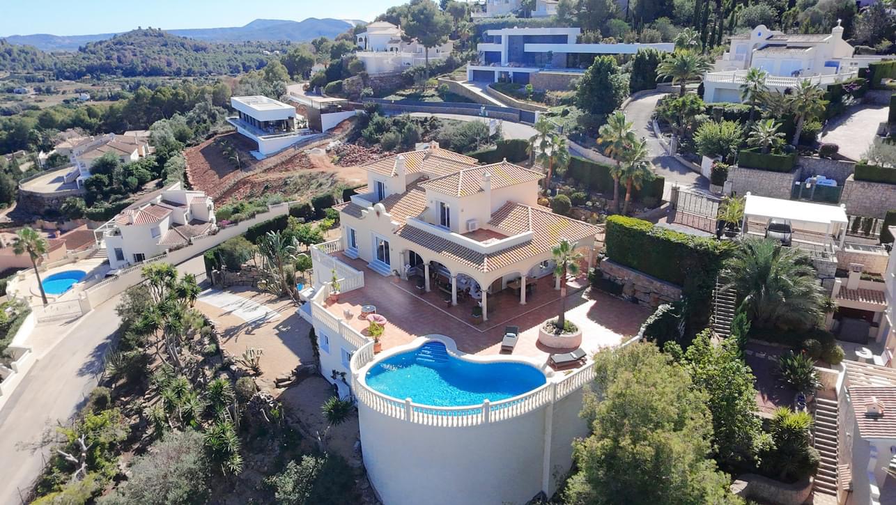 Spectacular 6 bedroom villa in La Sella Javea