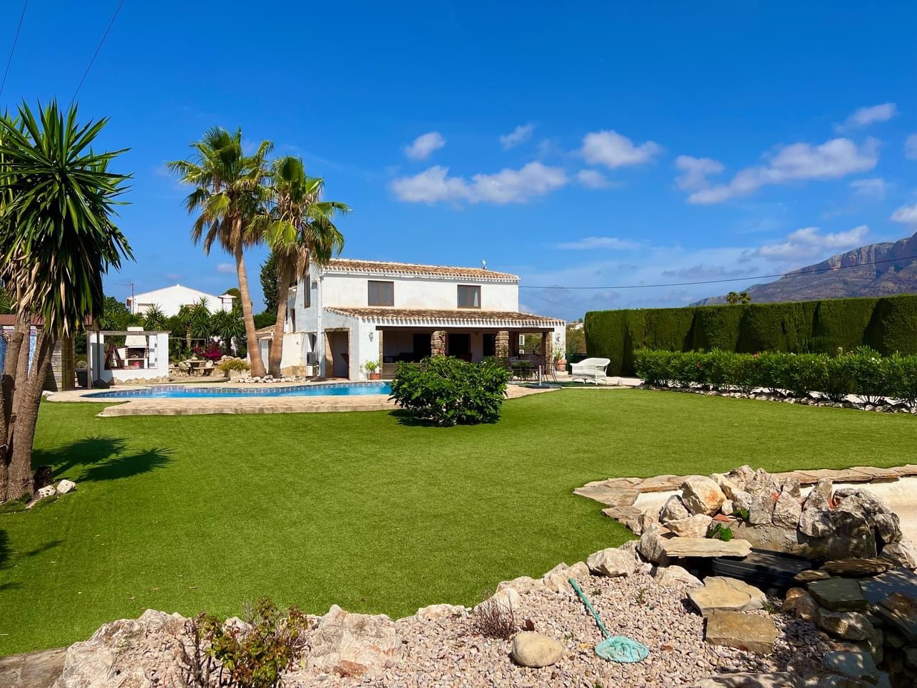 Stunning 5 bedroom villa in Javea